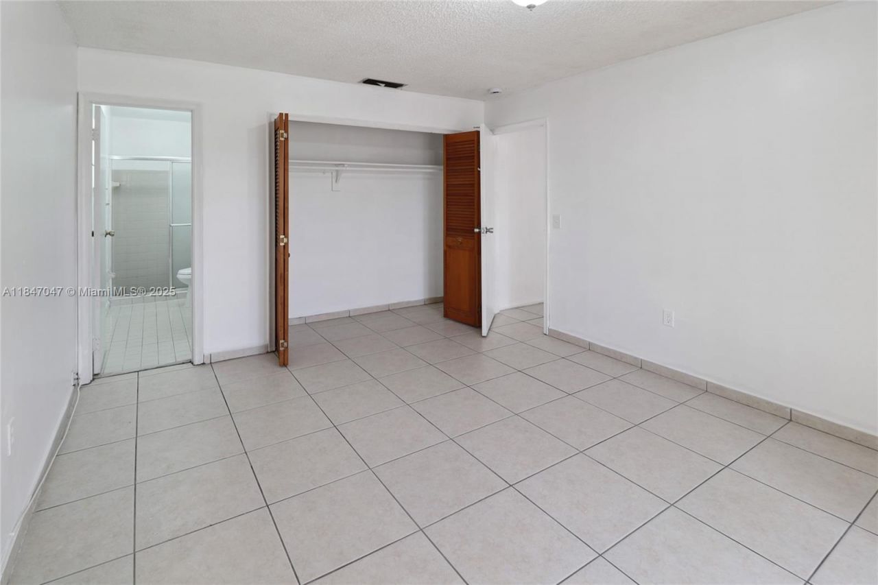 12020 NW 34th Pl, Sunrise, FL 33323 Photo