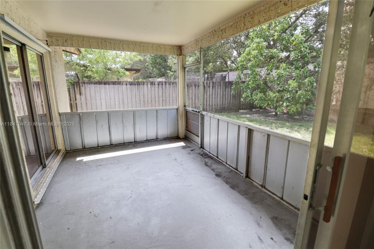 12020 NW 34th Pl, Sunrise, FL 33323 Photo