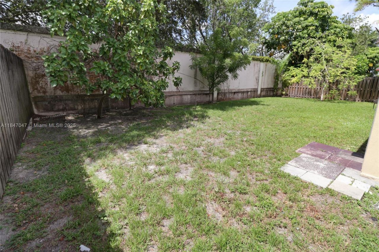 12020 NW 34th Pl, Sunrise, FL 33323 Photo