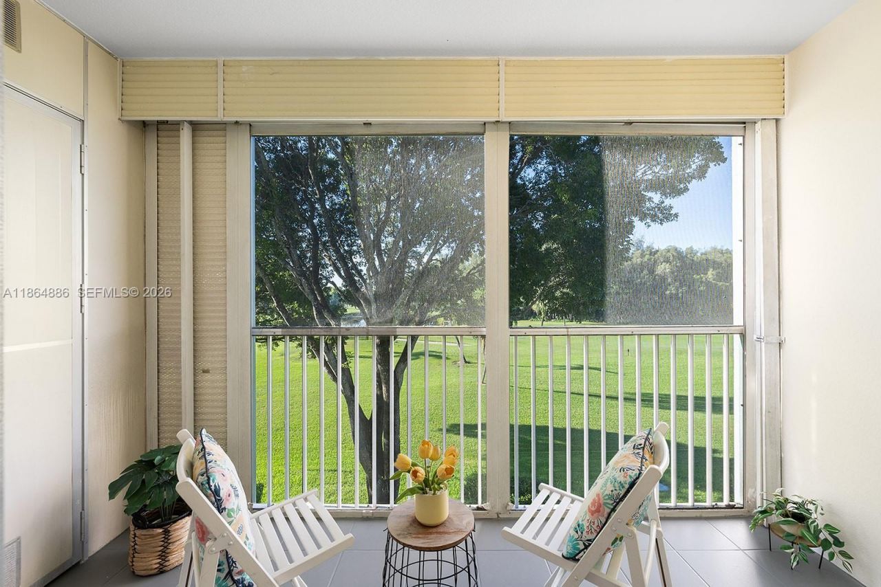 12500 SW 6th St, Unit 307N, Pembroke Pines, FL 33027 Photo