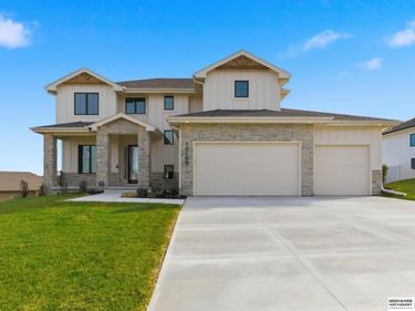 10419 S 191st Avenue, Omaha, NE 68136