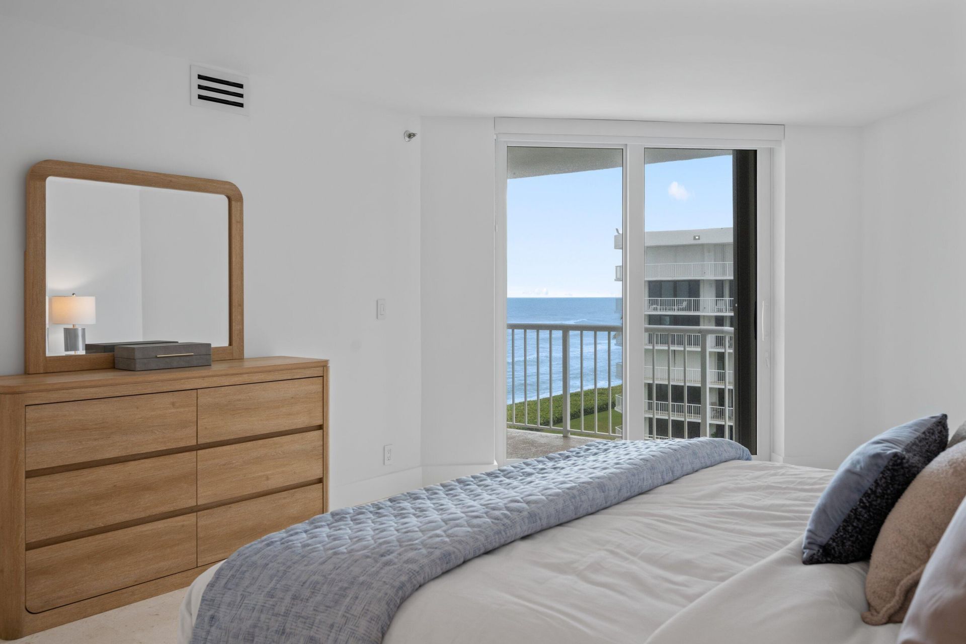 3170 S Ocean Boulevard, Unit 601n, Palm Beach, FL 33480 Photo