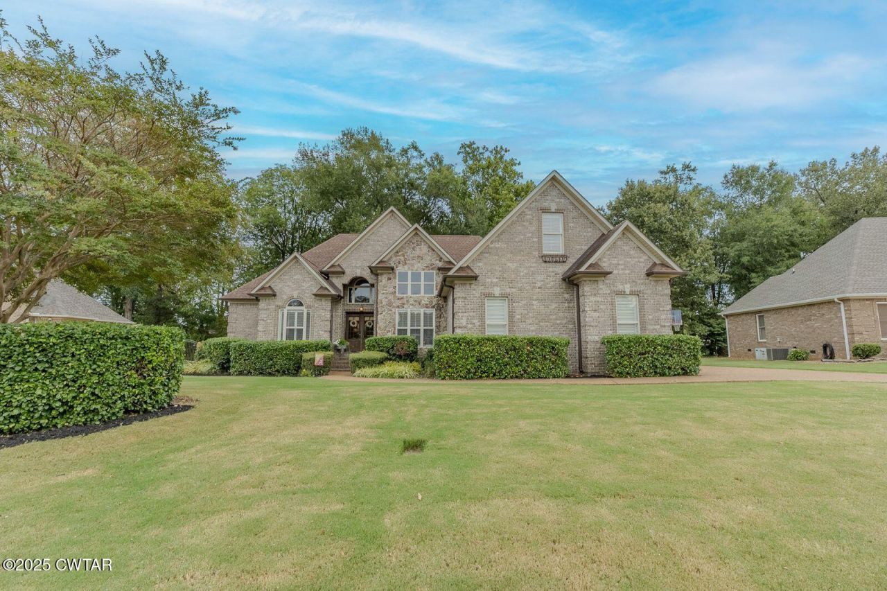 316 Millstream Drive, Jackson, TN 38305 Main Photo