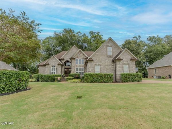 316 Millstream Drive, Jackson, TN 38305