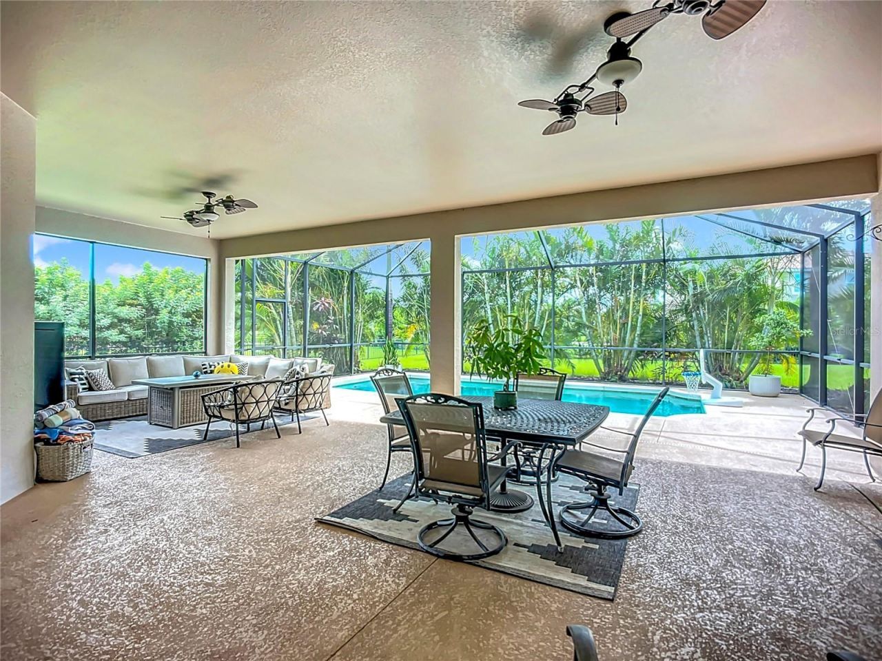 314 167th Boulevard Ne, Bradenton, FL 34212 Photo