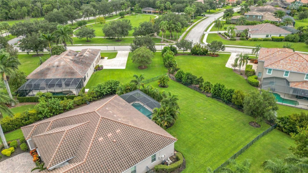 314 167th Boulevard Ne, Bradenton, FL 34212 Photo