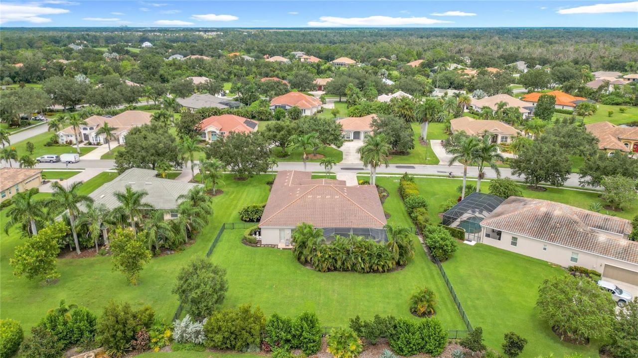 314 167th Boulevard Ne, Bradenton, FL 34212 Photo