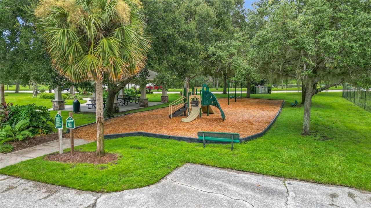 314 167th Boulevard Ne, Bradenton, FL 34212 Photo