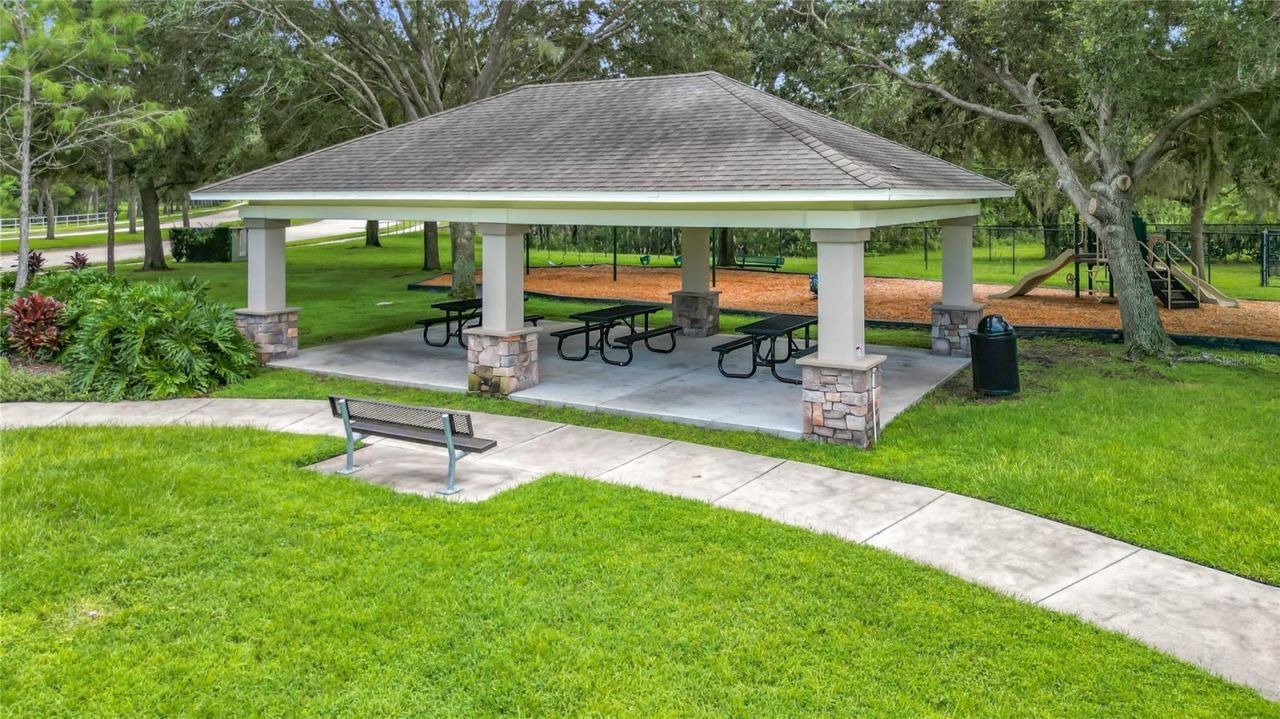 314 167th Boulevard Ne, Bradenton, FL 34212 Photo