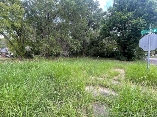 Columbus Street, Muskogee, OK 74401