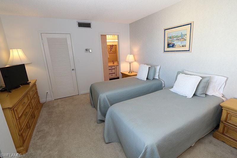 3443 Gulf Shore Blvd N, Unit 804, Naples, FL 34103 Photo