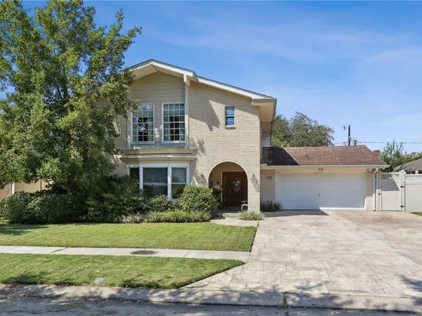 5112 HARING Court, Metairie, LA 70006