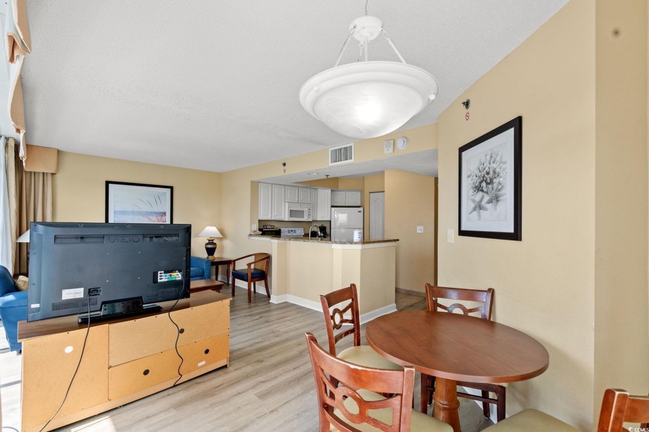 2504 N Ocean Blvd. Photo 8