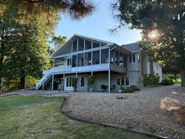 1 Kelaen Circle, Bella Vista, AR 72715