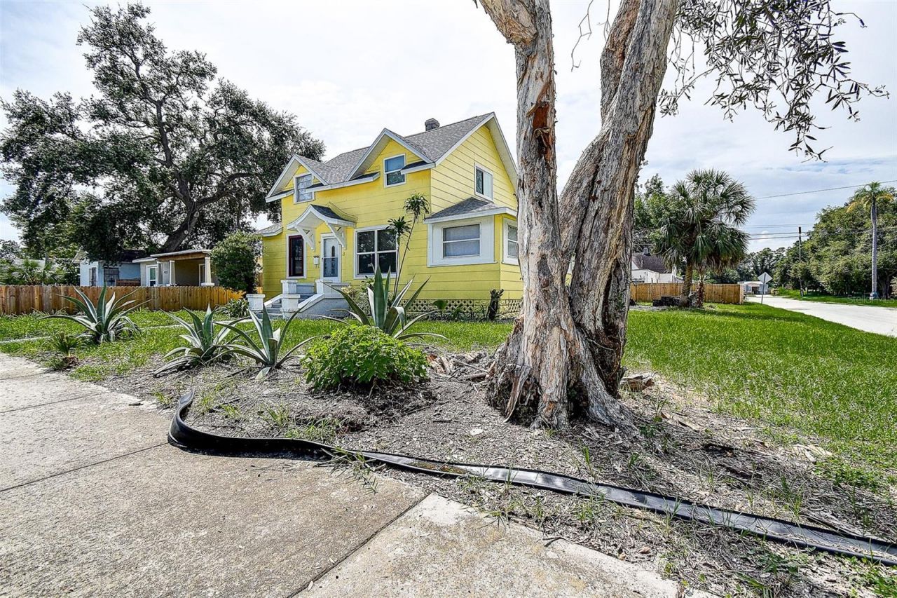 1438 10th Avenue S, Saint Petersburg, FL 33705 Photo