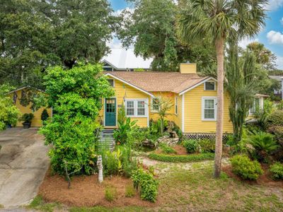 120 W Hudson Avenue, Folly Beach, SC 29439
