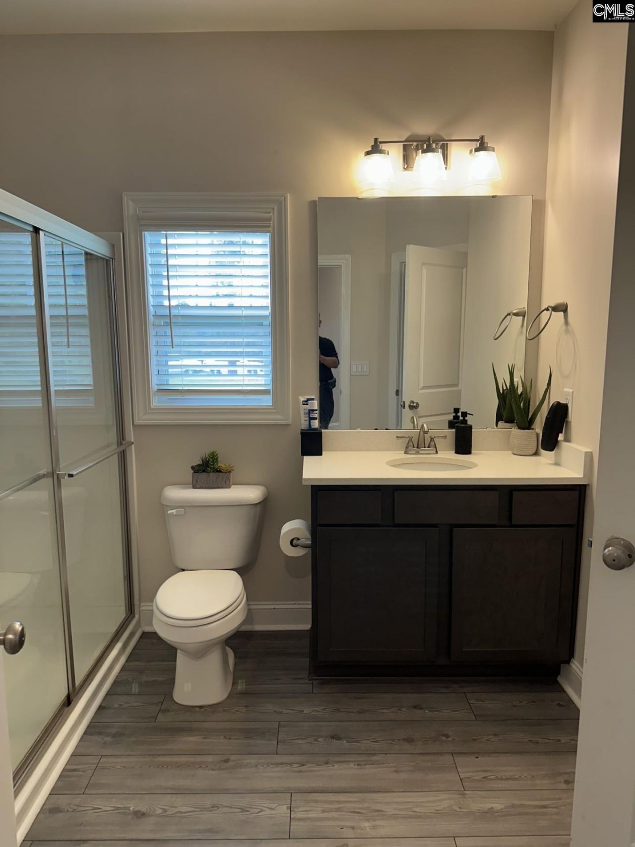 524 Triumph Road Photo 23