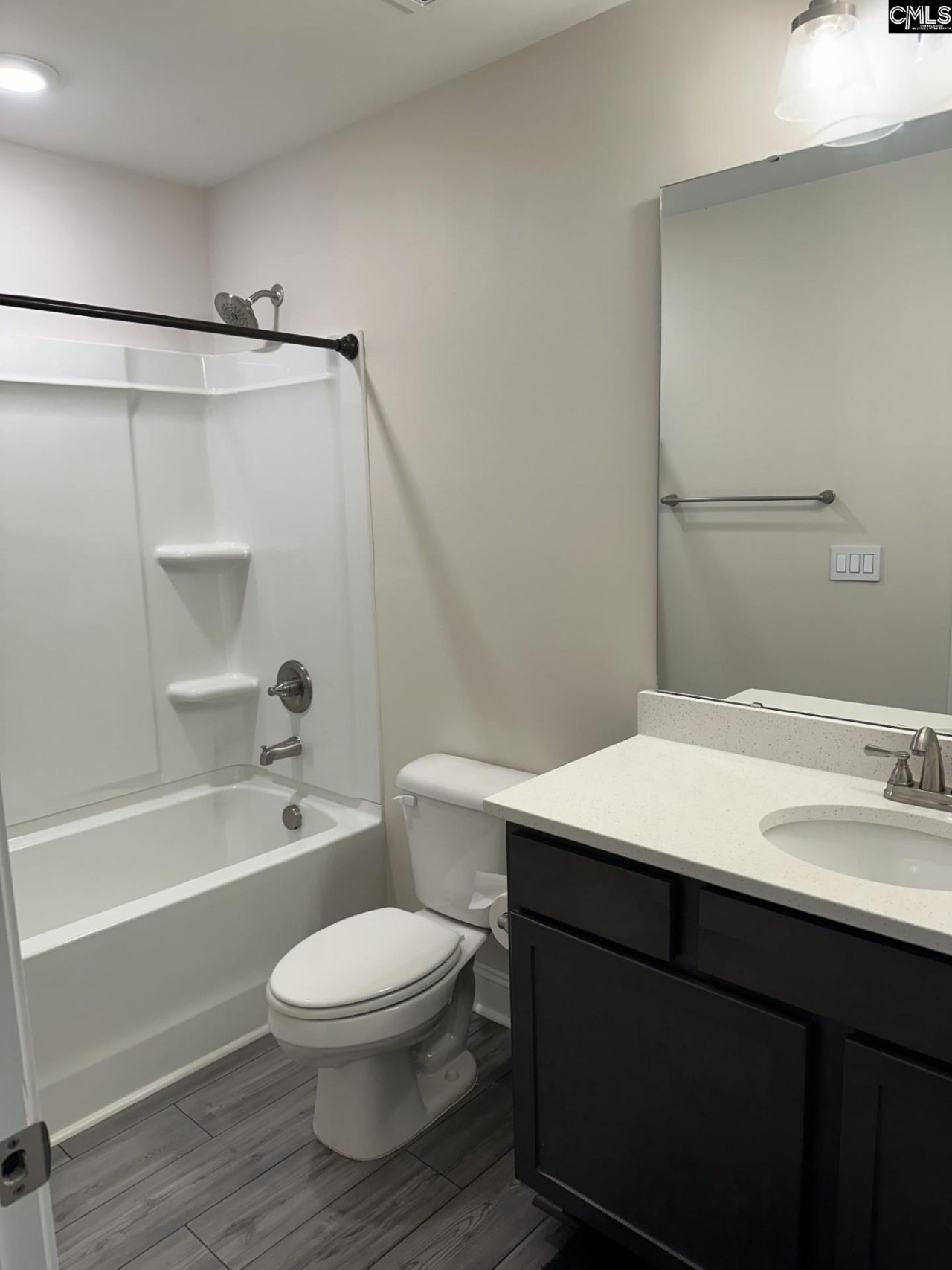 524 Triumph Road Photo 33