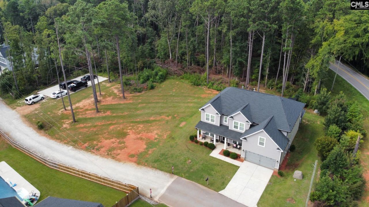 524 Triumph Road Photo 43