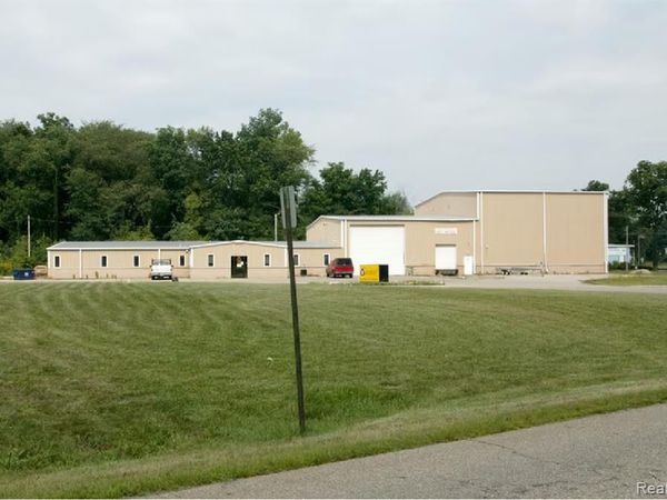1009 Industrial Boulevard, Albion, MI 49224