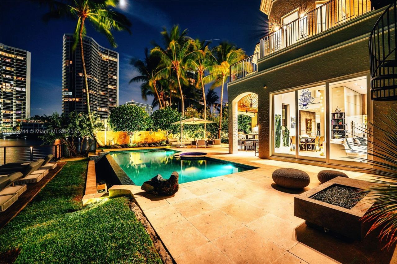 3916 Island Estates Dr, Aventura, FL 33160 Photo