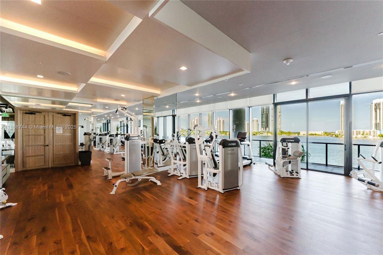 3916 Island Estates Dr, Aventura, FL 33160 Photo