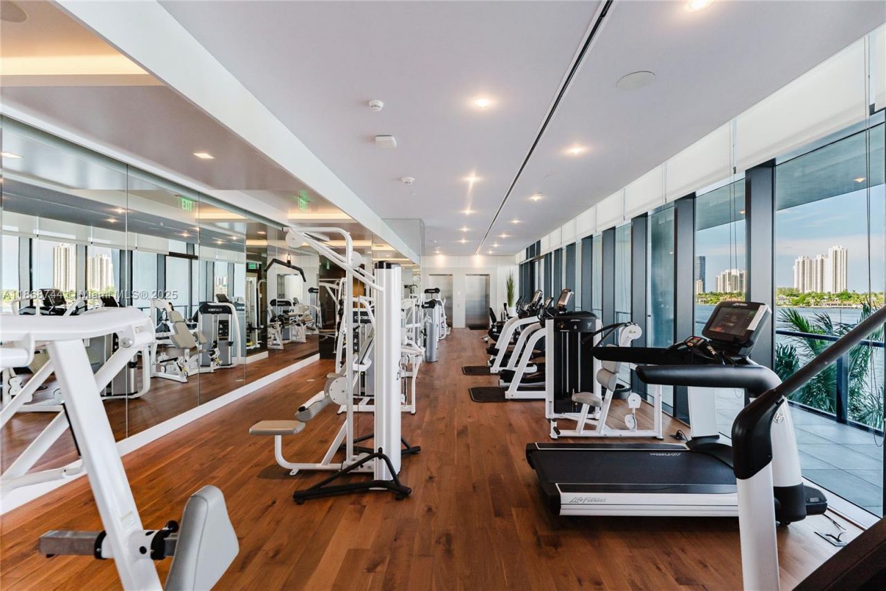 3916 Island Estates Dr, Aventura, FL 33160 Photo