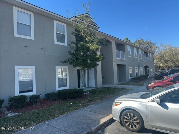 5050 PLAYPEN Drive, Unit 5, Jacksonville, FL 32210