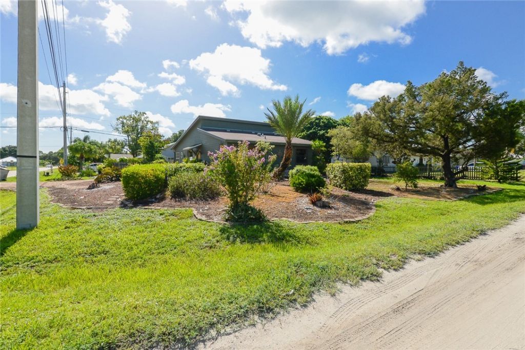 2075 14th Street Sw, Vero Beach, FL 32962 Photo