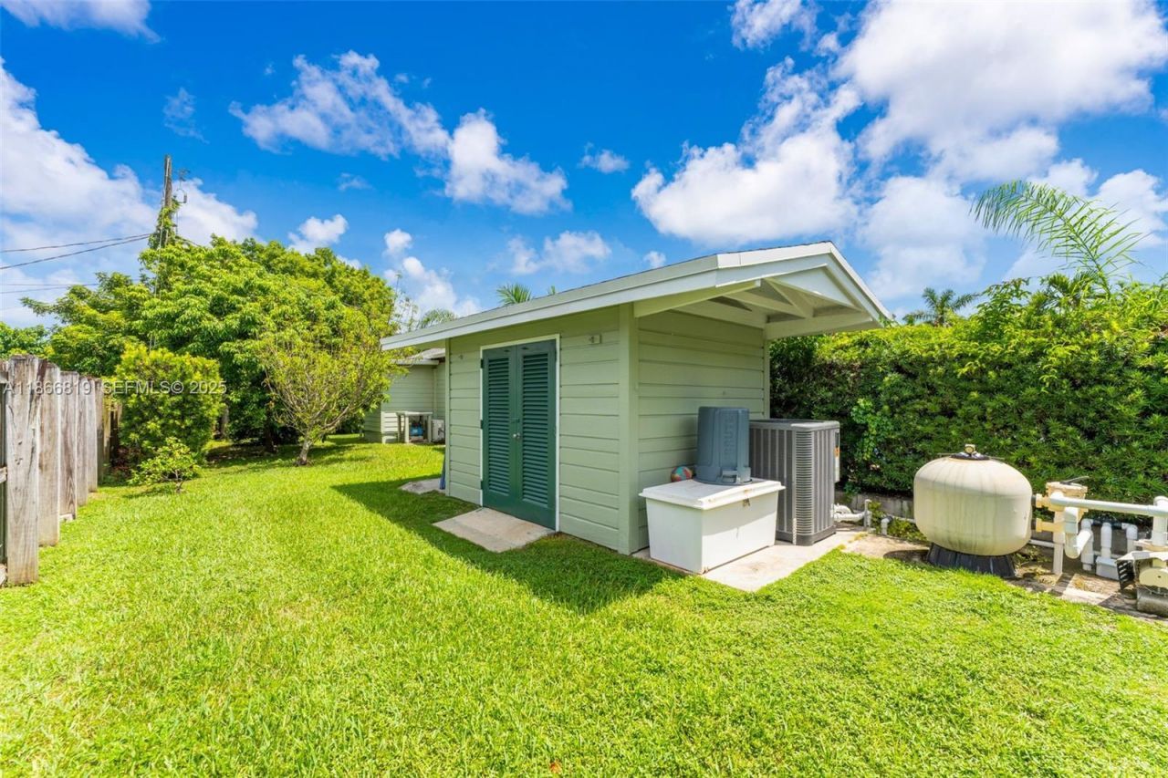 27520 SW 164th Ct, Homestead, FL 33031 Photo