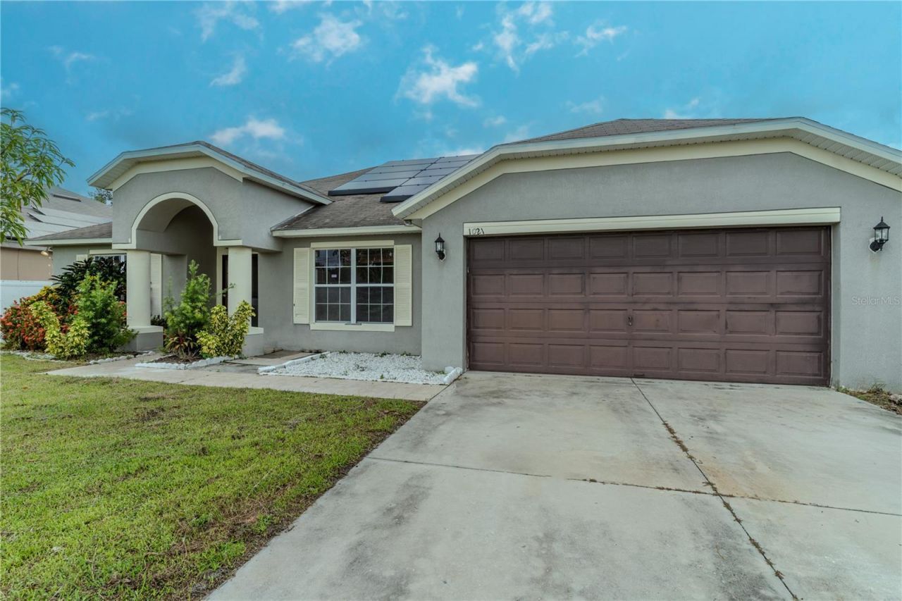 1021 Cannes Drive, Kissimmee, FL 34759 Main Photo