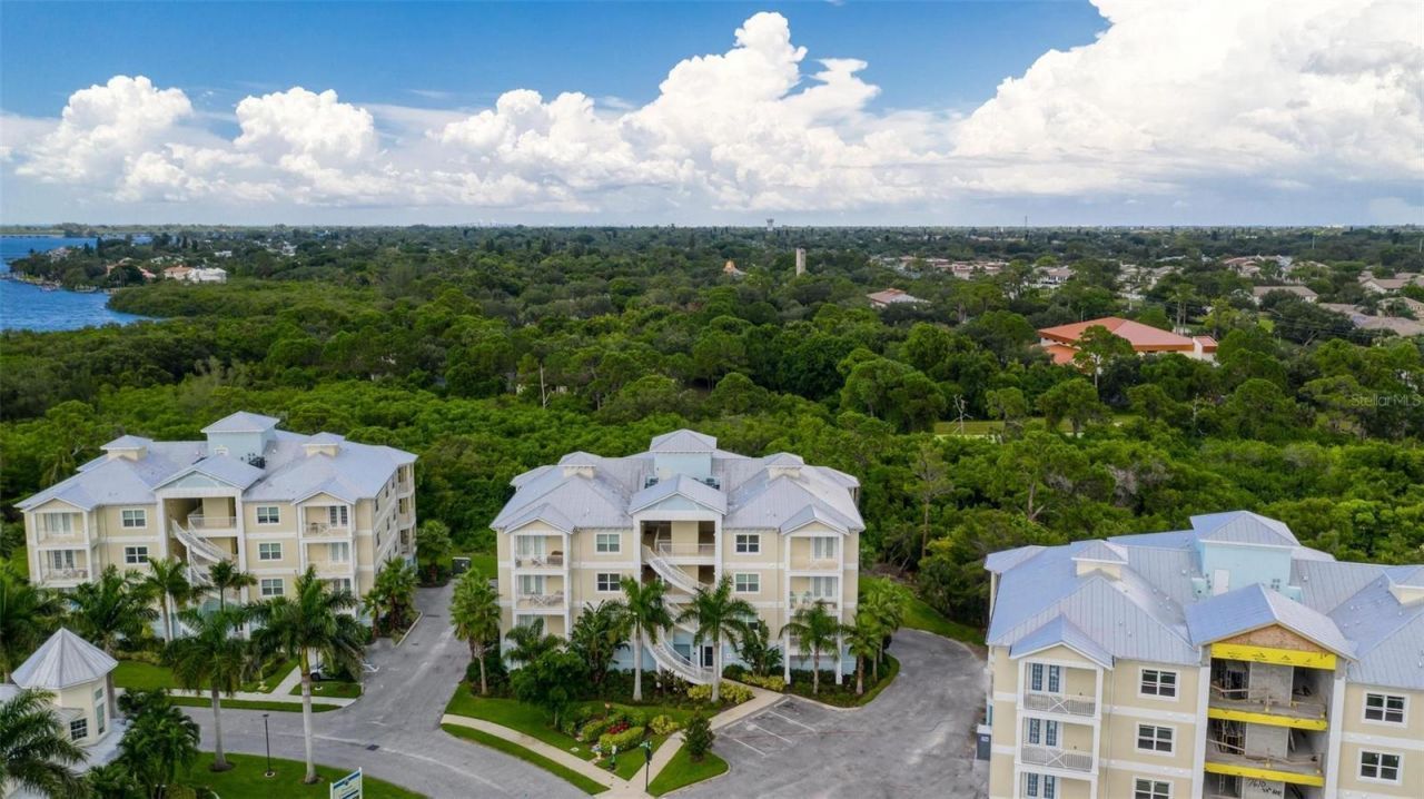 3426 79th Street Circle W, Unit 202, Bradenton, FL 34209 Photo