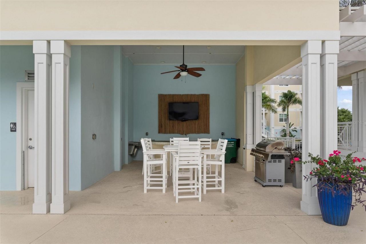 3426 79th Street Circle W, Unit 202, Bradenton, FL 34209 Photo