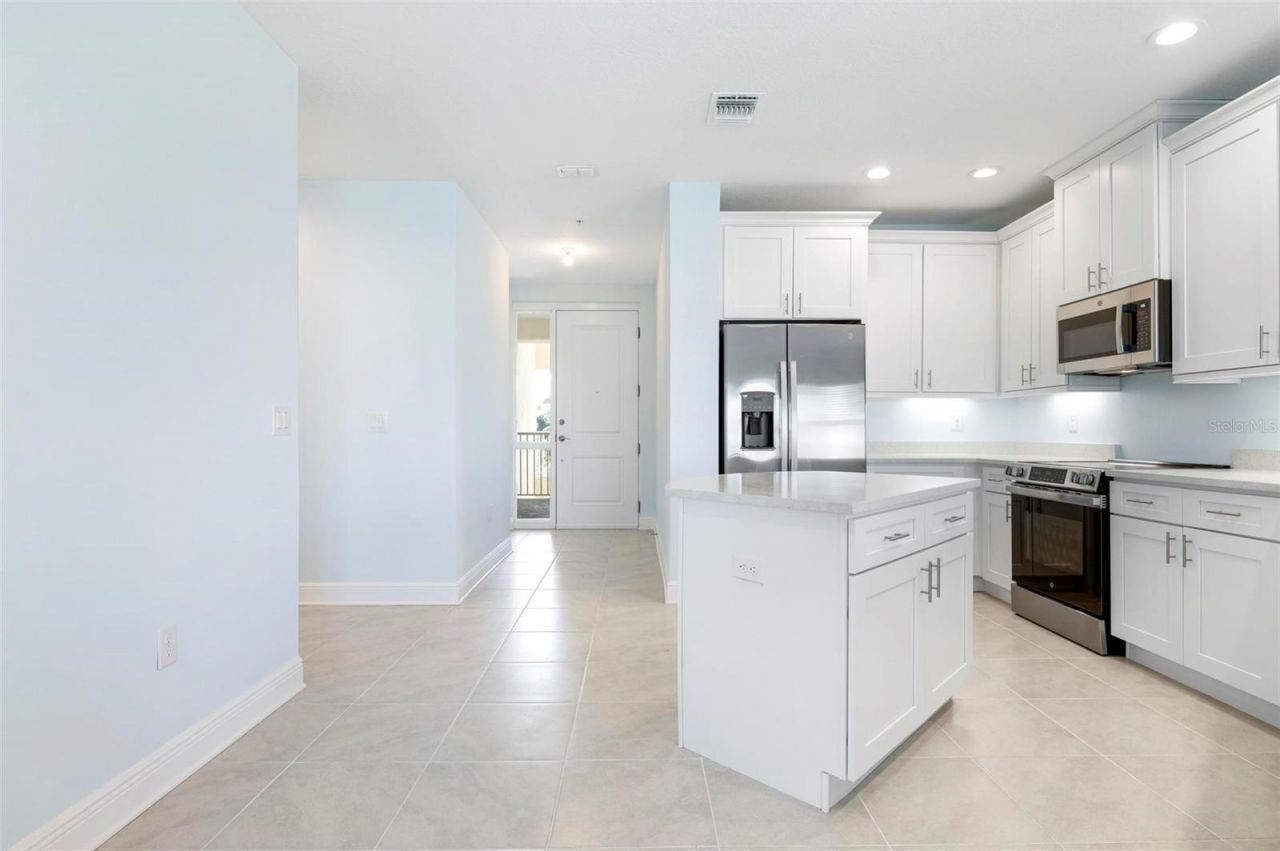 3426 79th Street Circle W, Unit 202, Bradenton, FL 34209 Photo