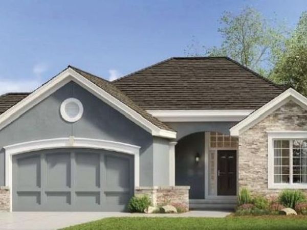 4418 Tee Box Drive, Basehor, KS 66007