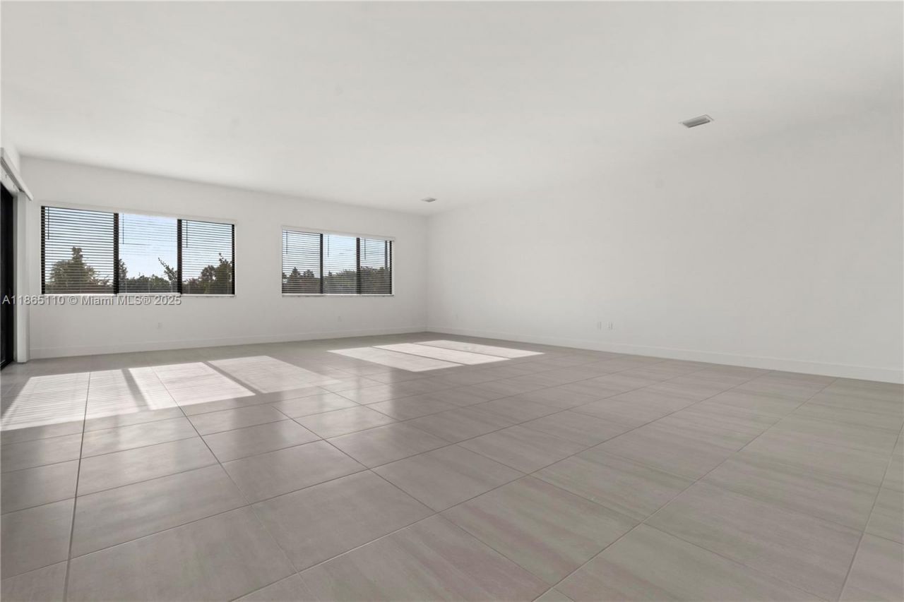 2391 SW 123rd Ter, Davie, FL 33325 Photo