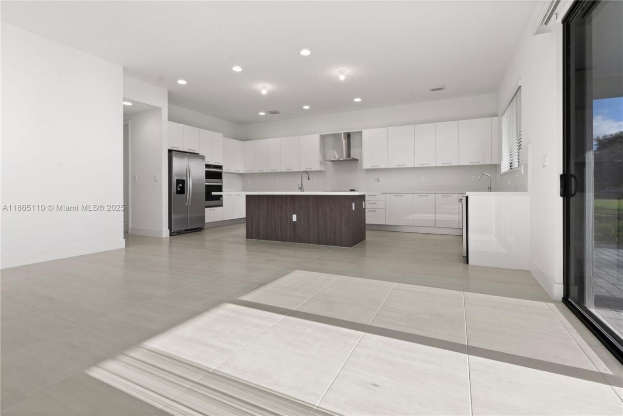 2391 SW 123rd Ter, Davie, FL 33325 Photo