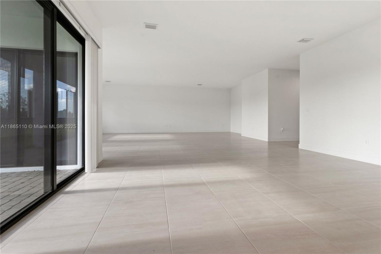 2391 SW 123rd Ter, Davie, FL 33325 Photo