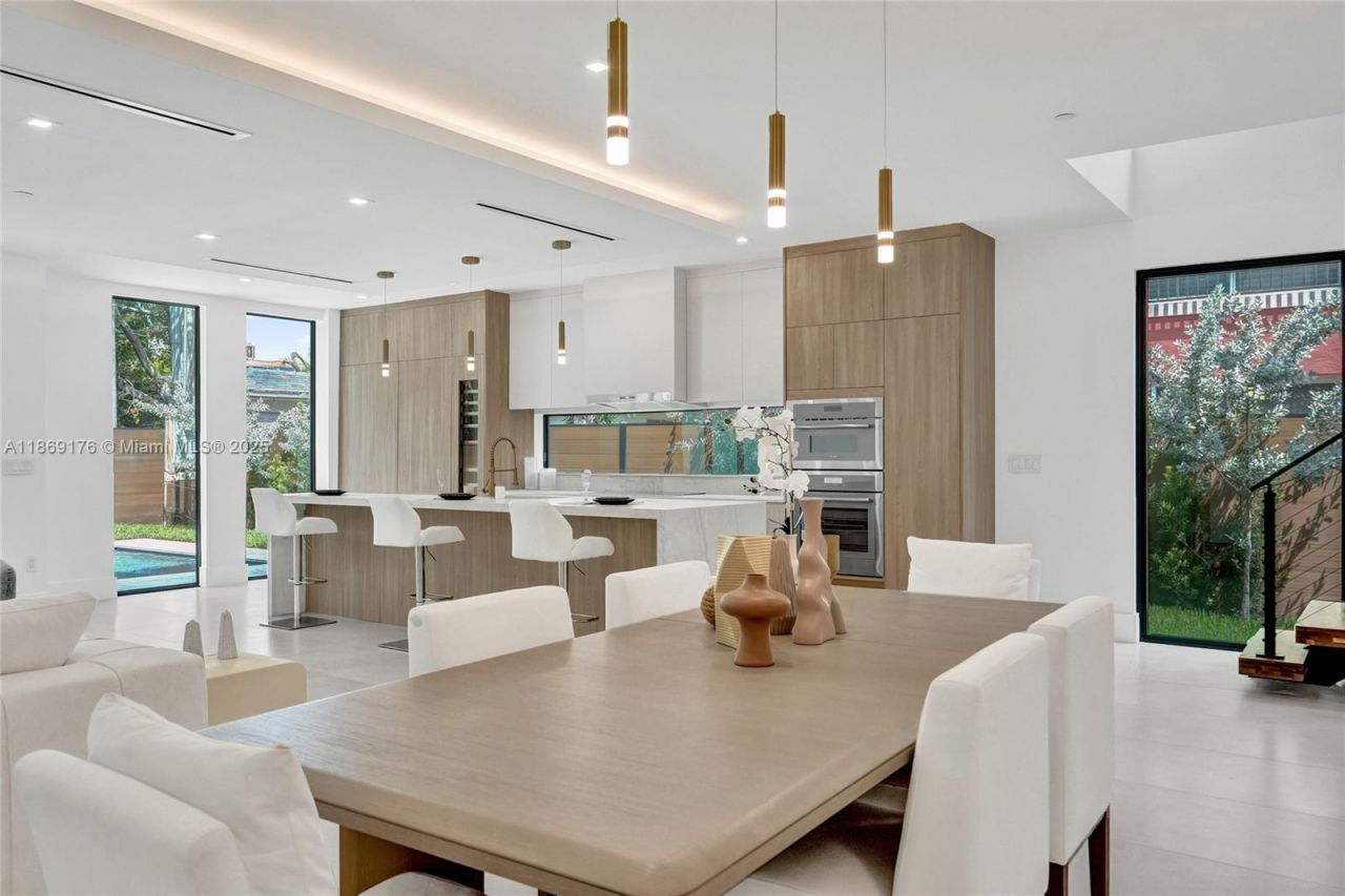 1825 NE 26th Ave, Fort Lauderdale, FL 33305 Photo