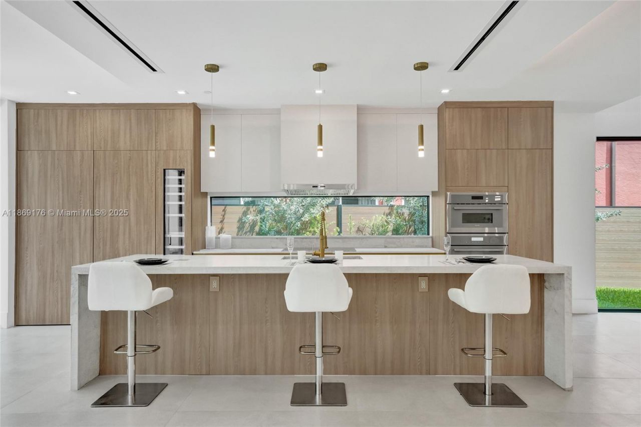 1825 NE 26th Ave, Fort Lauderdale, FL 33305 Photo