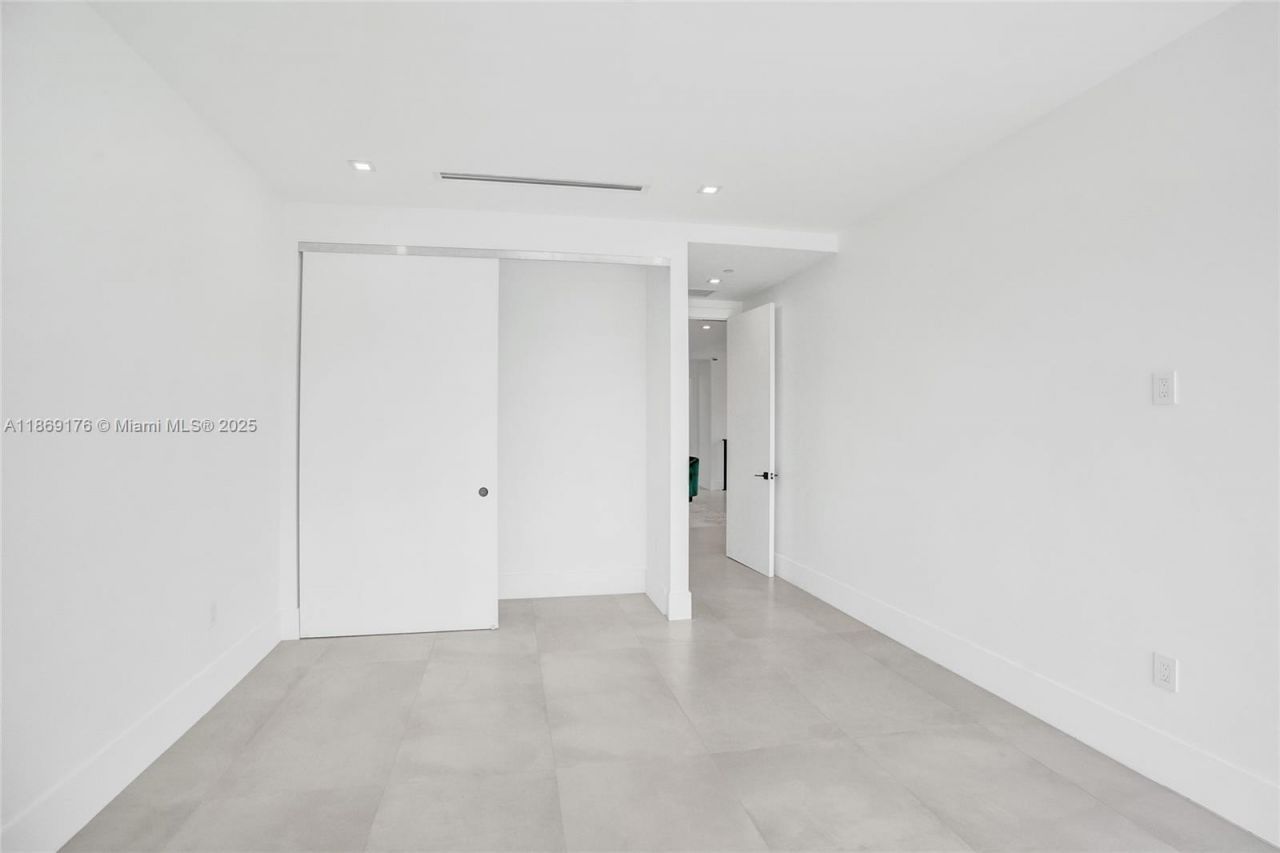 1825 NE 26th Ave, Fort Lauderdale, FL 33305 Photo