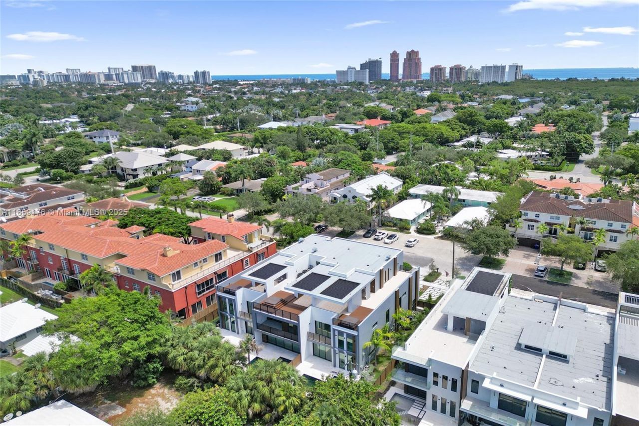 1825 NE 26th Ave, Fort Lauderdale, FL 33305 Photo