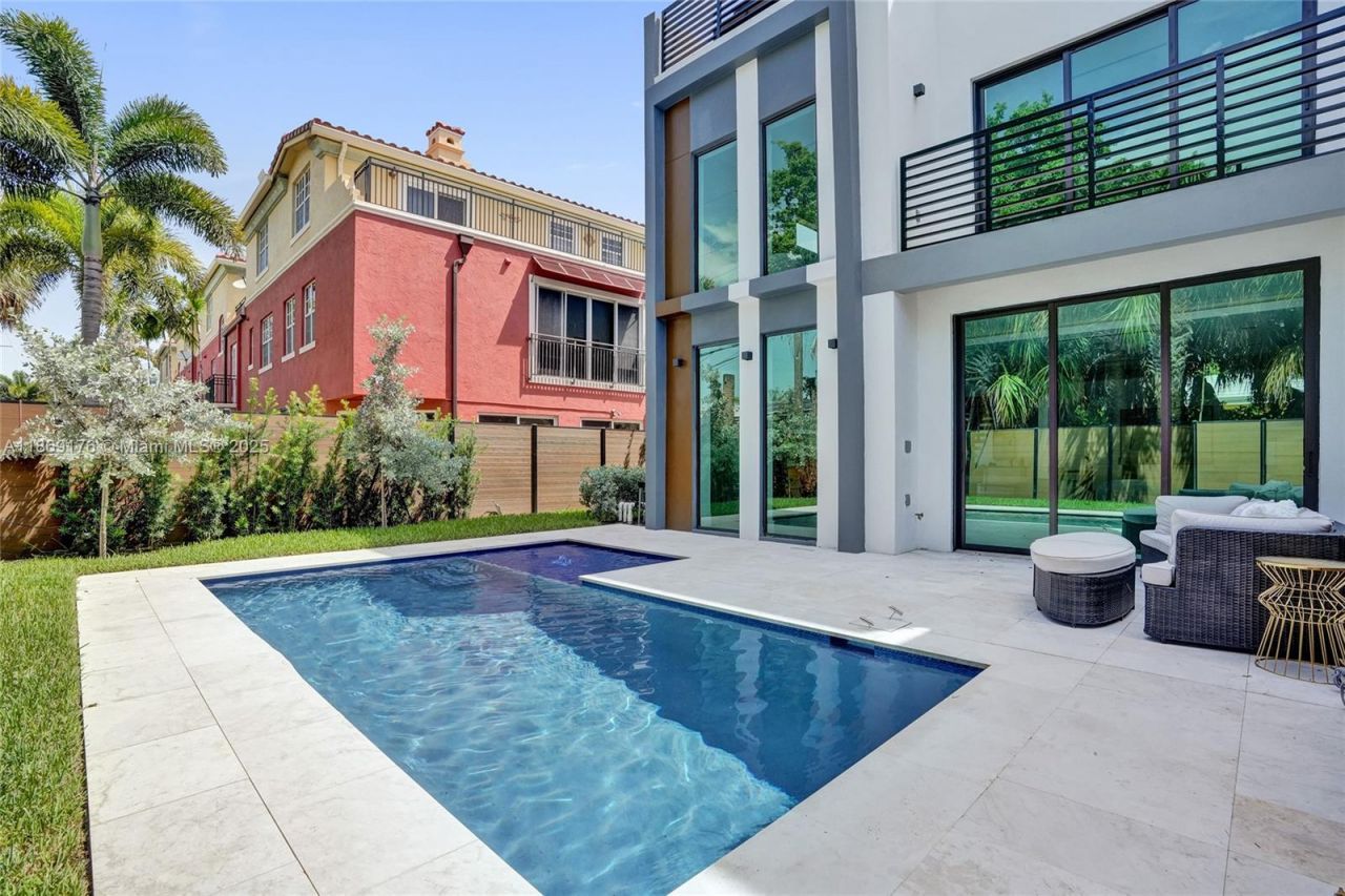 1825 NE 26th Ave, Fort Lauderdale, FL 33305 Photo