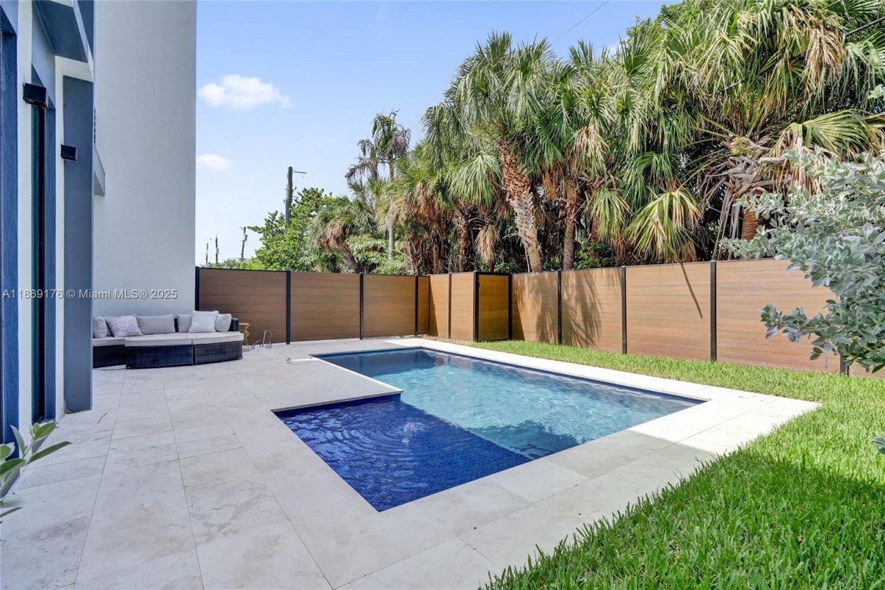 1825 NE 26th Ave, Fort Lauderdale, FL 33305 Photo