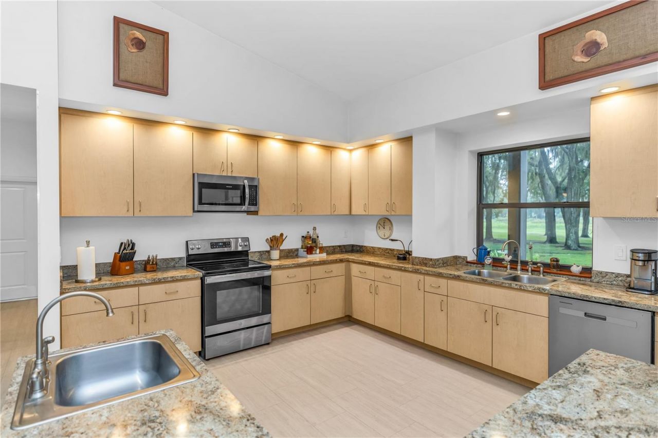 6750 N San Juan Terrace, Crystal River, FL 34428 Photo