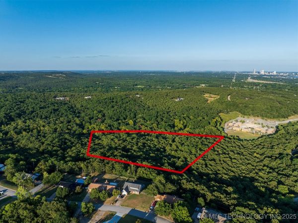 9 Deer Creek Trail, Sand Springs, OK 74063