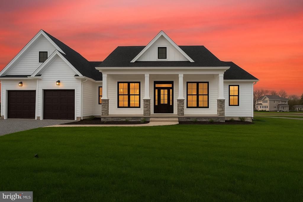 11 SHAWL DRIVE, HANOVER, PA 17331