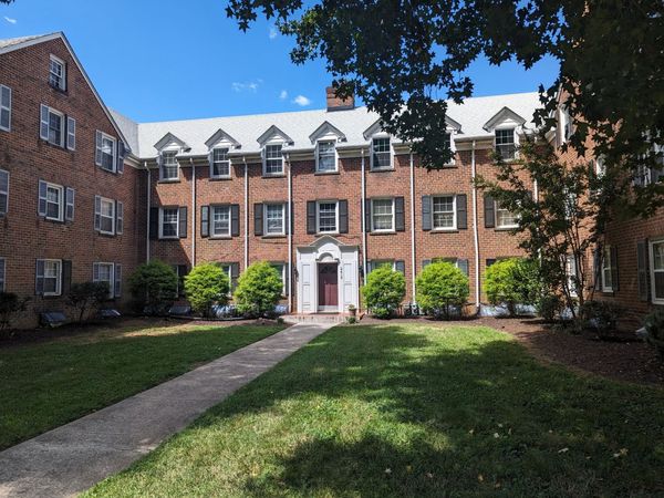2419 Longview AVE SW, Unit 12, Roanoke, VA 24014