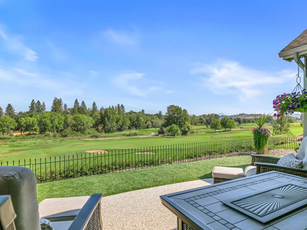 91 Morning Dove Trail, Eagle Point, OR 97524