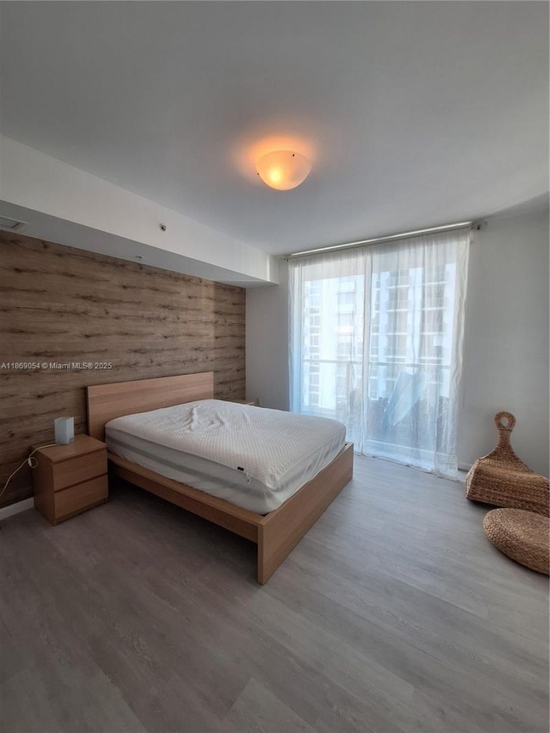 253 NE 2nd St, Unit 2606, Miami, FL 33132 Photo